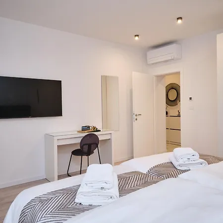 Lamer Luxury By Litto Split