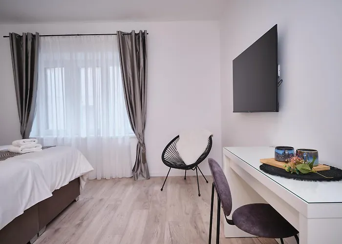 Lamer Luxury By Litto * Split