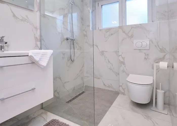 Lamer Luxury By Litto