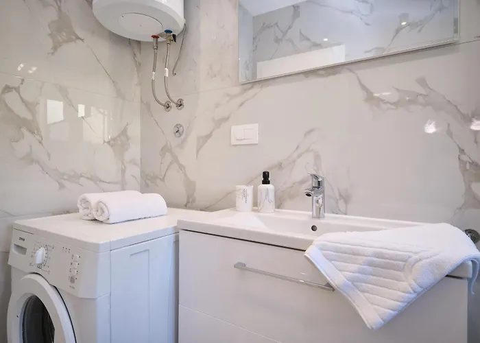 Lamer Luxury By Litto